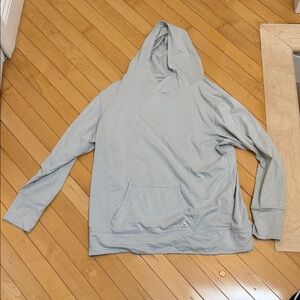 Vuori Women’s Lightweight Gray Hoodie